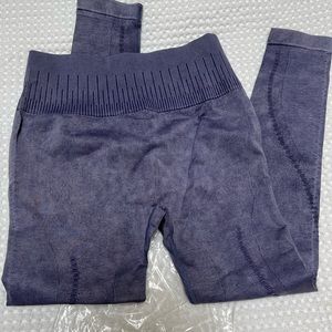 Peyton Valley seamless workout leggings